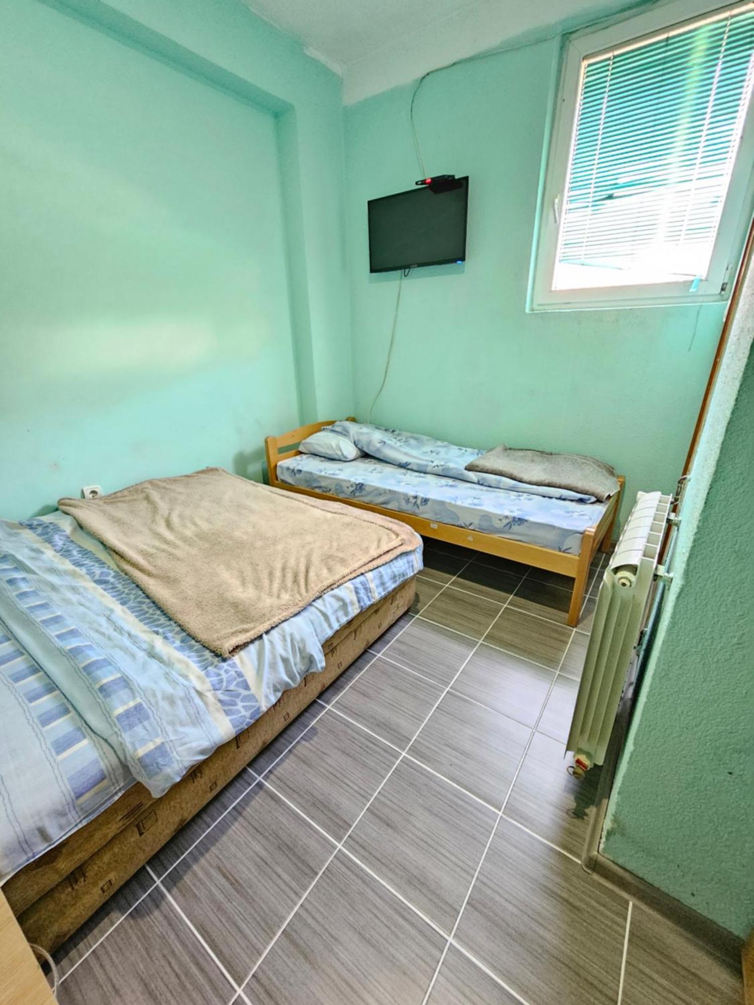 Guesthouse Mece Бело Поле Екстериор снимка
