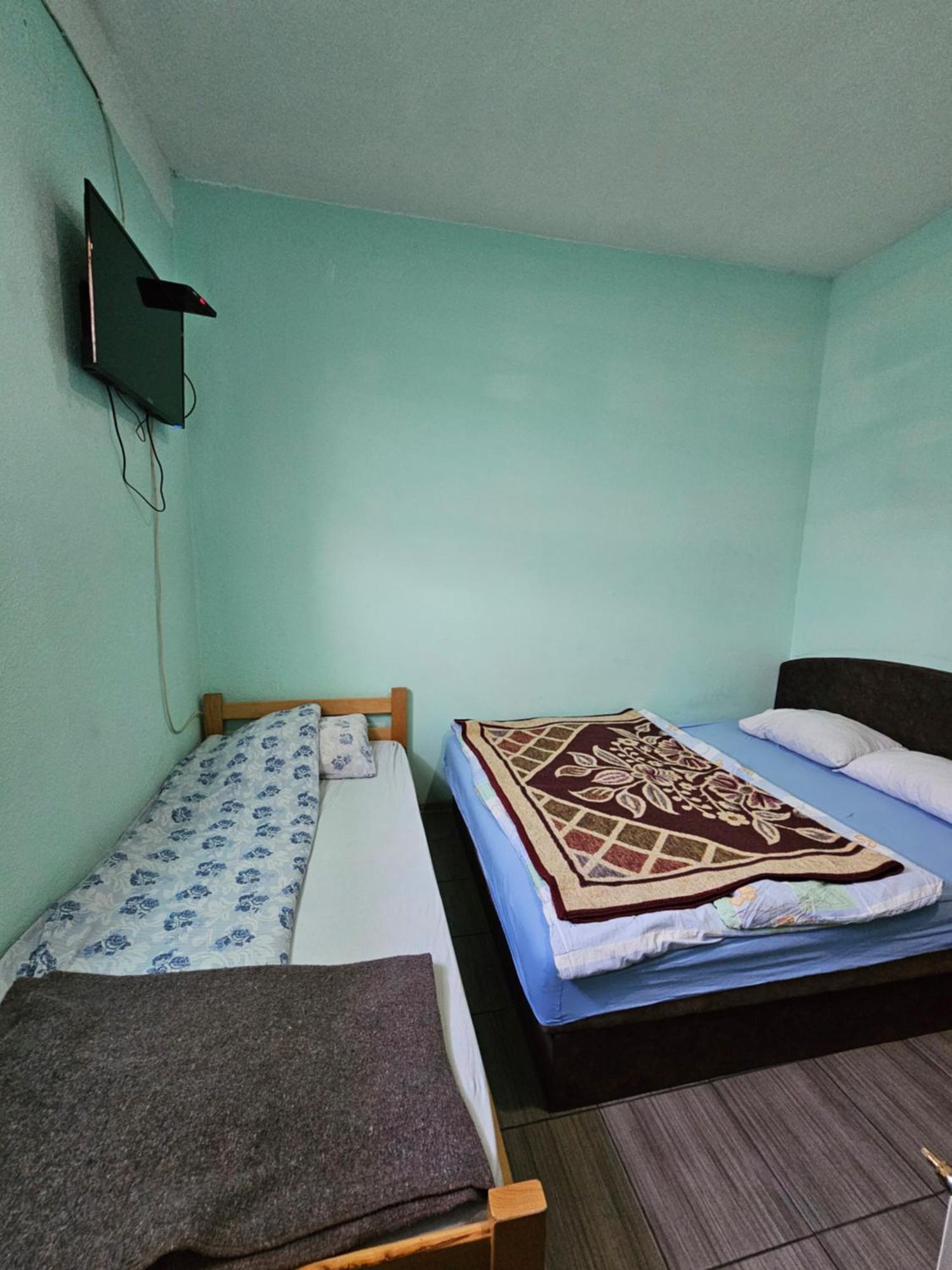 Guesthouse Mece Бело Поле Екстериор снимка