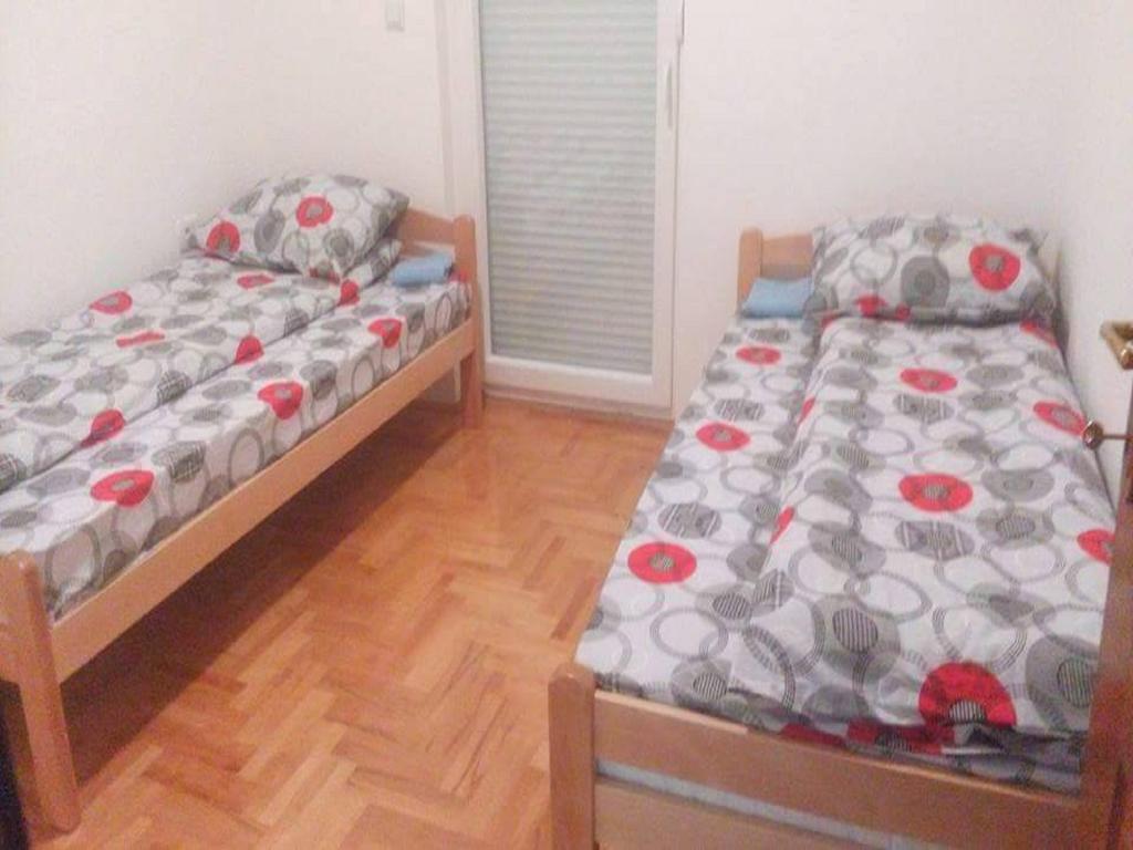 Guesthouse Mece Бело Поле Екстериор снимка